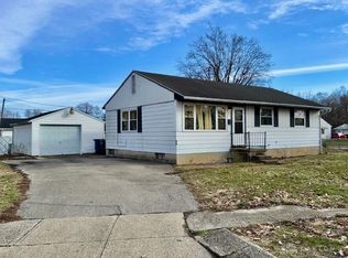 1648 Larchwood Dr, Dayton, OH 45432