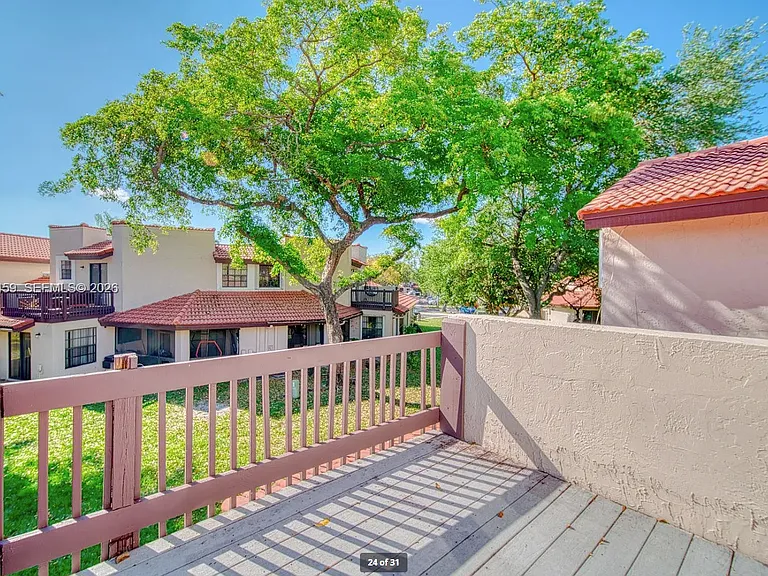 9151 W Sunrise Blvd — Photo 16