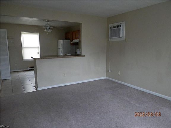 3rd image of 201 Mapleshade Ave #1