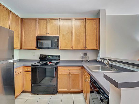4th image of 24 Avenue At Port Imperial APT 234