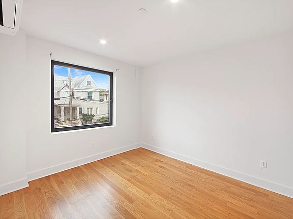 4th image of 163-B 96th St #2B