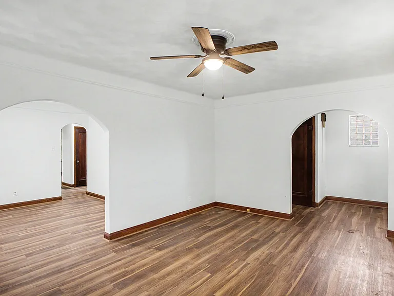 7205 Emma Ave — Photo 4