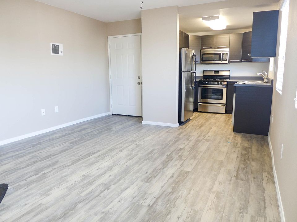 1st image of 4435 Ohio St APT 10