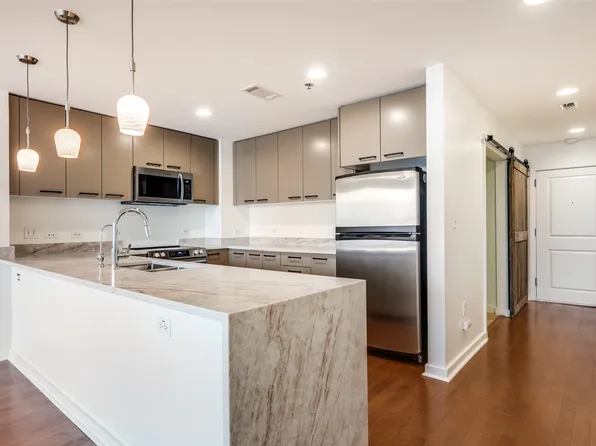 1200 Main St APT 804, Dallas, TX 75202