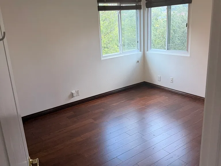 6958 Raintree Path — Photo 7