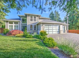 922 Chelan Ave NE, Renton, WA 98059