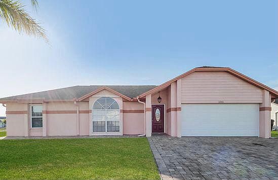 1st image of 23415 Queenswood Cir