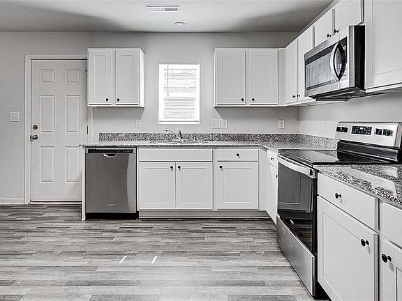 4th image of 343 Wedgewood Dr