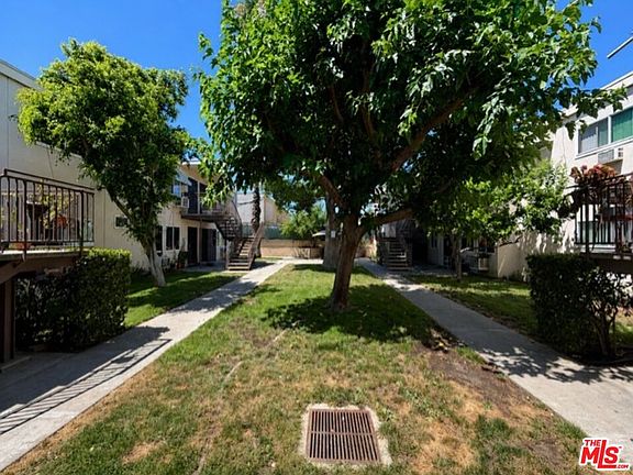 3rd image of 7141 Coldwater Canyon Ave #5