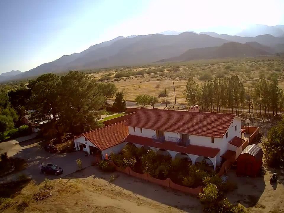 2nd image of 700 W Quatro Cerros Rd