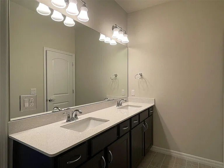 8191 Cinch Way #8191 — Photo 14