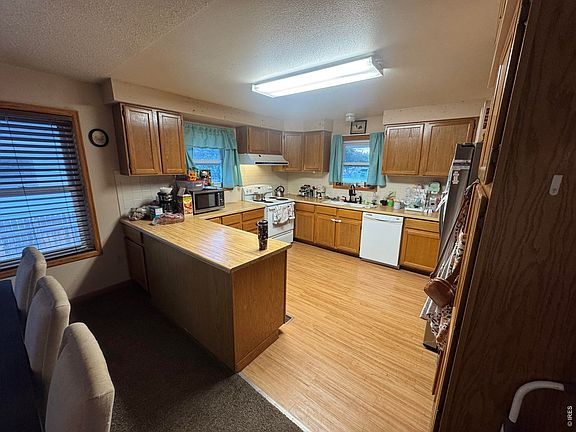 5th image of 1326 16th Ave