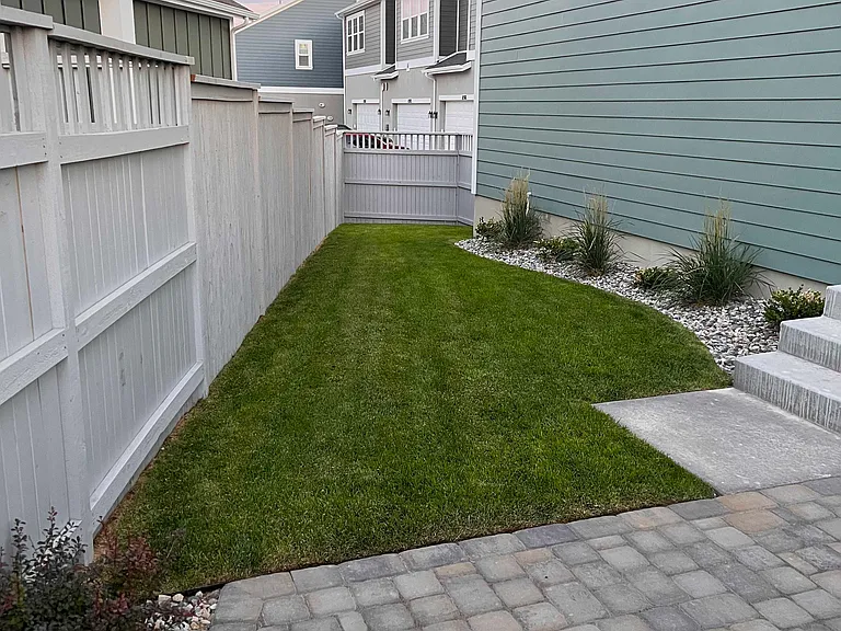 W Lake Ave — Photo 14