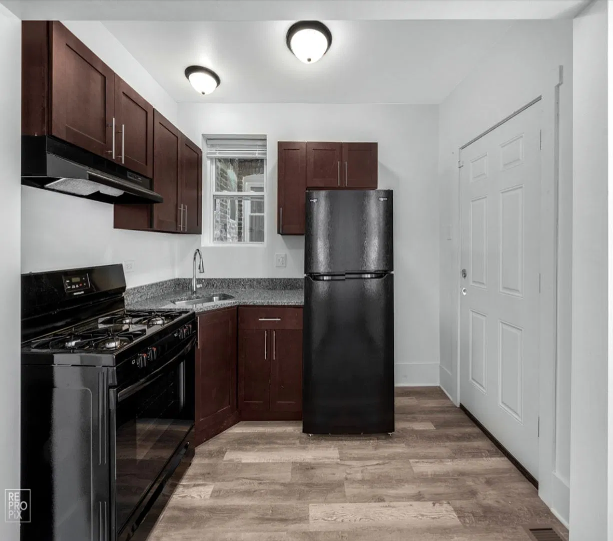 Studio, 1.0 bath, 675 sqft, $850 — Photo 3