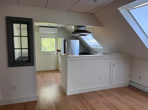 (undisclosed Address), Richmond, VT 05477