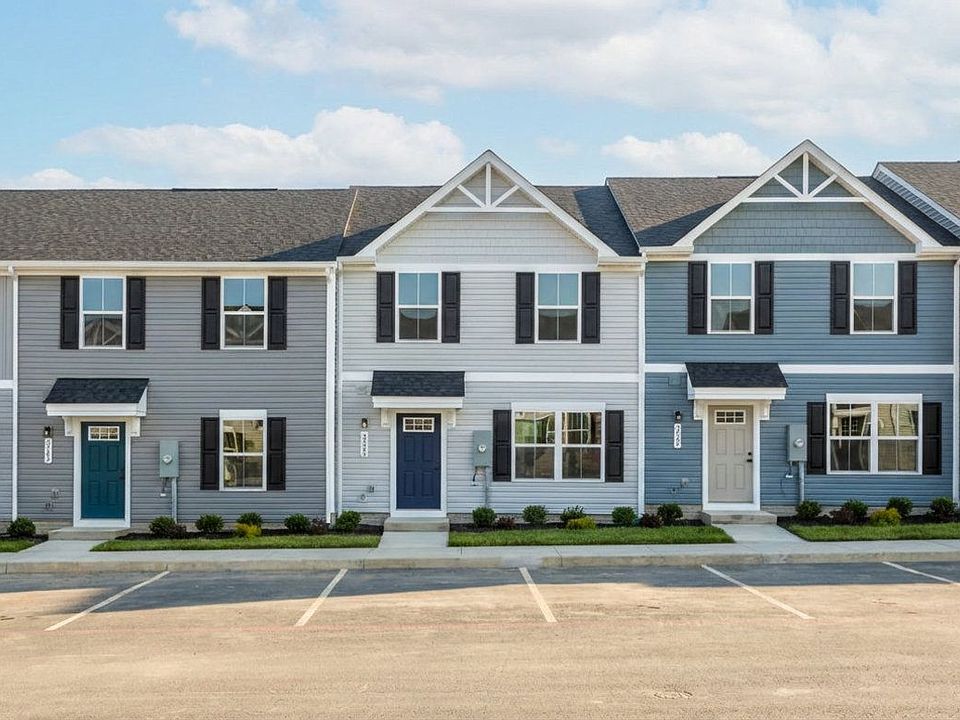 Welcome to Boulder Ridge Towns! This community will continue to grow, eventually adding walking trails, green space, in a beautiful neighborhood right off US-11 with easy access to I-81 and VA-42.