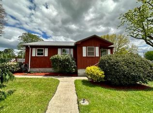 685 Stonewall Rd, Beckley, WV 25801