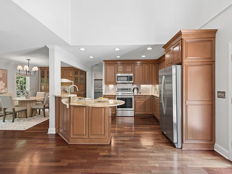 5508 Granberry Heights Dr — Photo 17