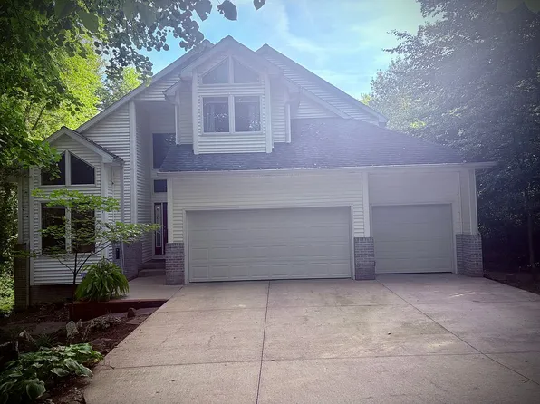 105 Hendron Hills Dr, Vincennes, IN 47591