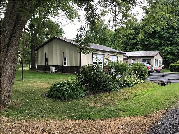 3rd image of 1237 Nobles Ln