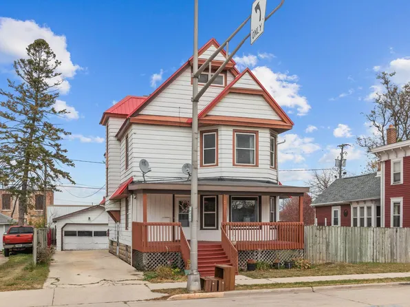 39 5th St, Fond Du Lac, WI 54935