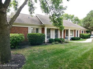 2139 N Coldspring Rd, Arlington Heights, IL 60004