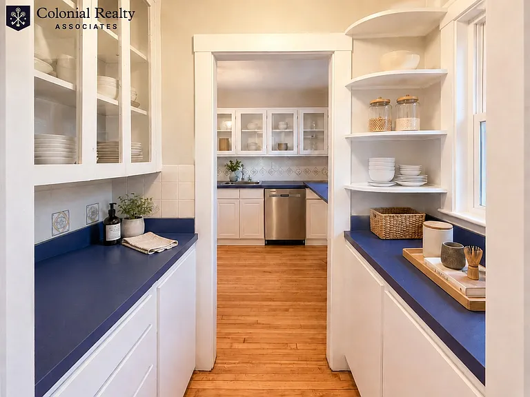 332 Belmont St #2 — Photo 11