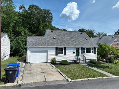 70 Sherman Ave, North Providence, RI, 02911