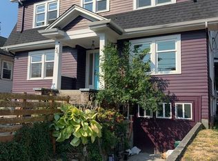541 26th Ave UNIT A, Seattle, WA 98122