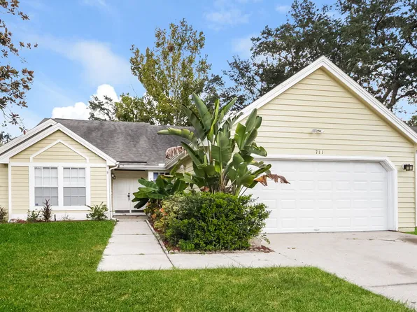 711 White River Dr, Orlando, FL 32828