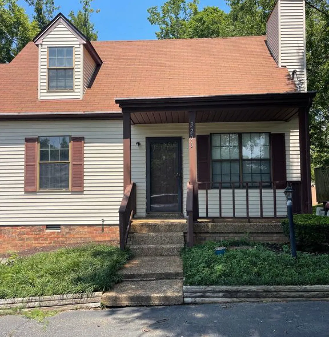3 bed, 1044 sqft, $18,000 — Photo 1