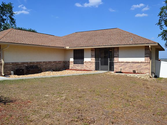 2nd image of 822 Cambridge Way
