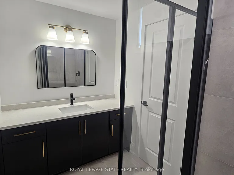 115 Chesley St #LOWER — Photo 18