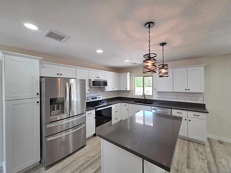 5835 E Acoma Dr — Photo 10