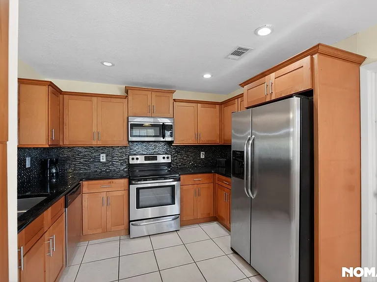 293 Chicago Woods Cir — Photo 4