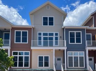 712 S Lakeshore Blvd, Marquette, MI 49855