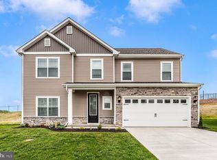 502 Abigail Ave, Waynesboro, PA 17268