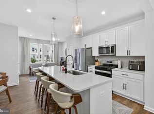 759 Lord Fairfax St, Charles Town, WV 25414