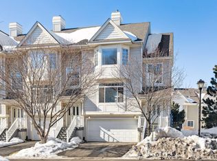 8853 Brunell Way #1906, Inver Grove Heights, MN 55076