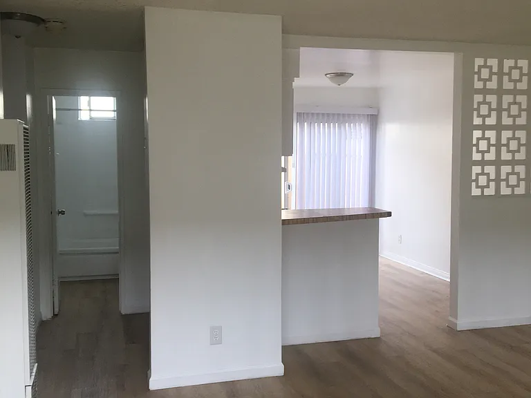 4910 Nautilus St #B — Photo 2