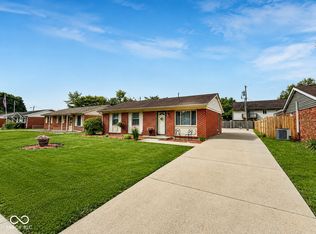 2855 12th St, Columbus, IN 47201