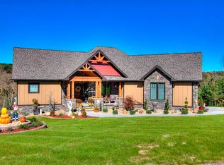 134 Powdermill Dr, Tellico Plains, TN 37385
