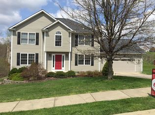 9 Warwick Ln, Athens, OH