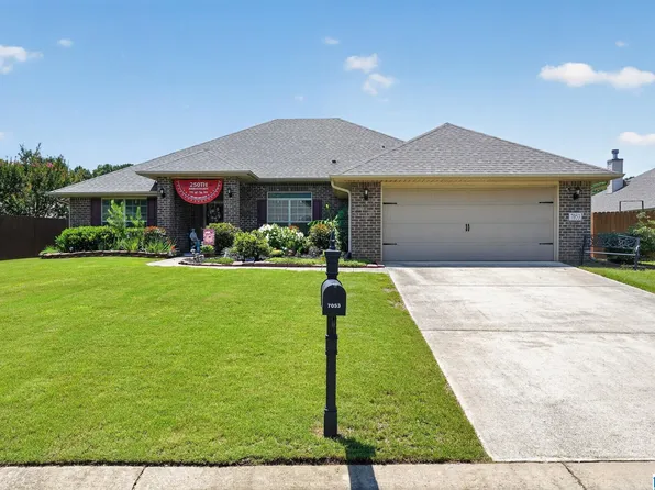 7053 Summerdale Dr, Mc Calla, AL 35111