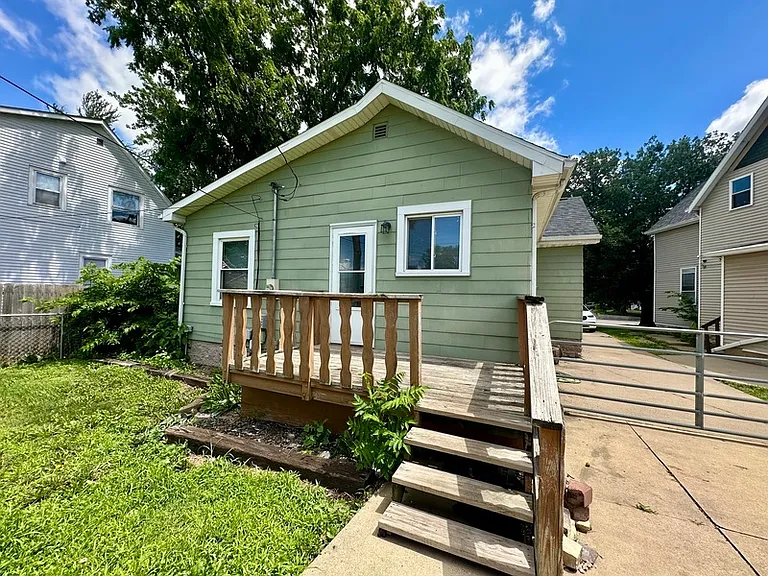1332 C St SW — Photo 16