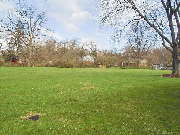 4th image of 190 Glenburn Dr