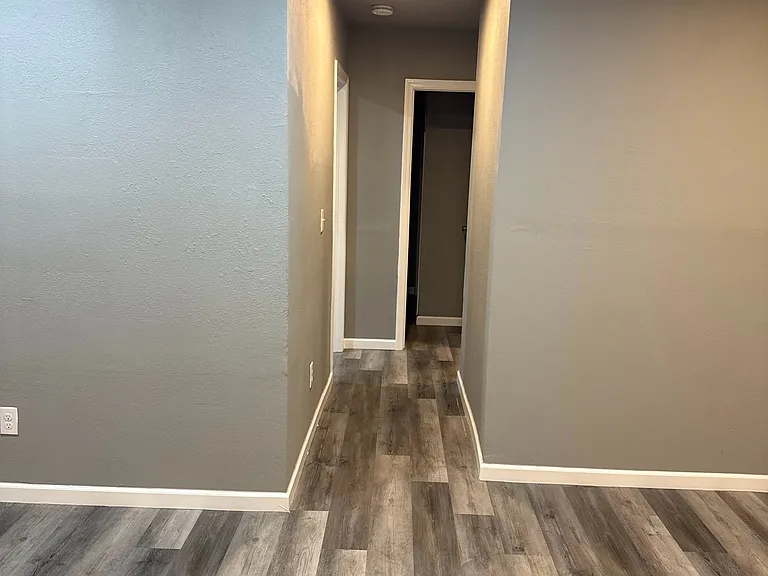 5250 Lindhurst Ave #1 — Photo 7