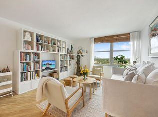 2899 Collins Ave APT 1638, Miami Beach, FL 33140