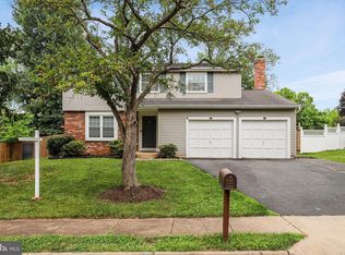 105 Appletree Dr NE, Leesburg, VA 20176