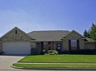 6026 Cynthia Dr, Midlothian, TX 76065